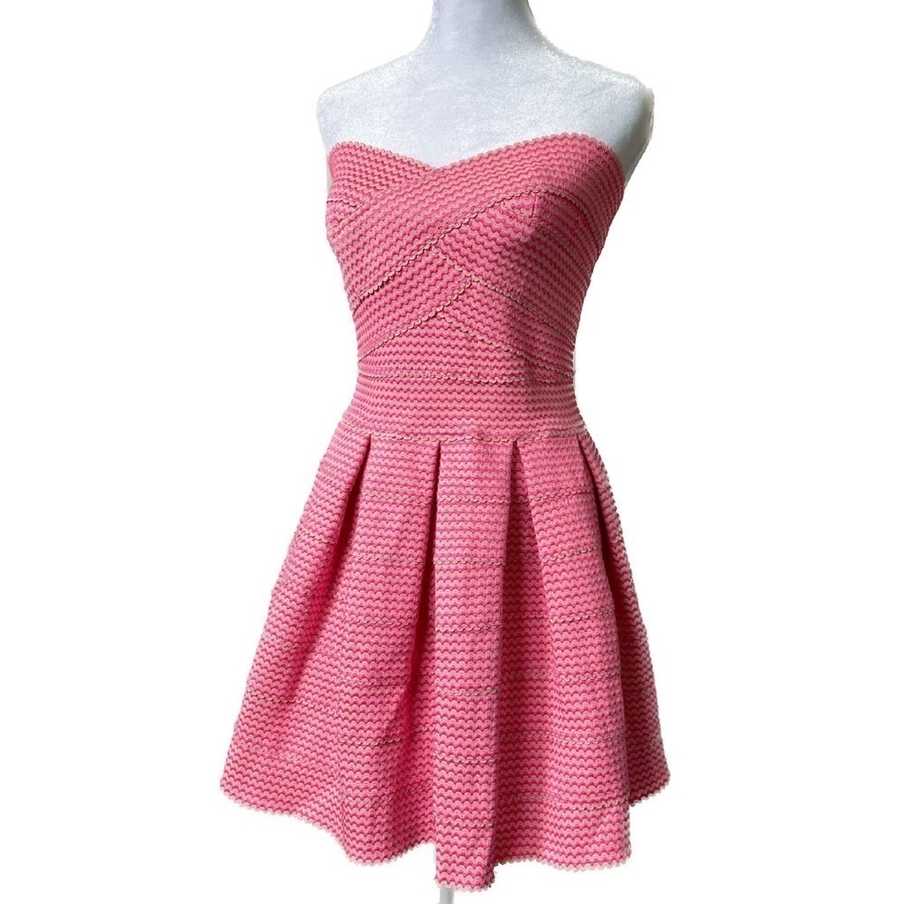 L'atiste Prom / Spring Formal Bandage Dress in Barbie Pink and Cream size Large